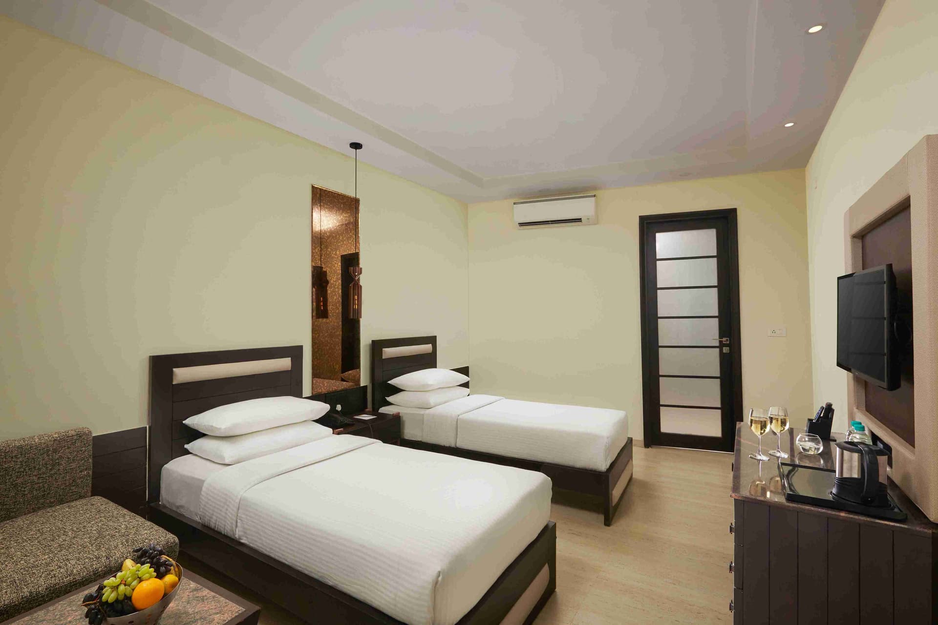 Premier Room